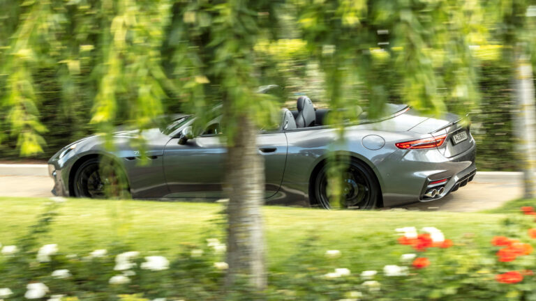 Наскоро новото Maserati GranCabrio