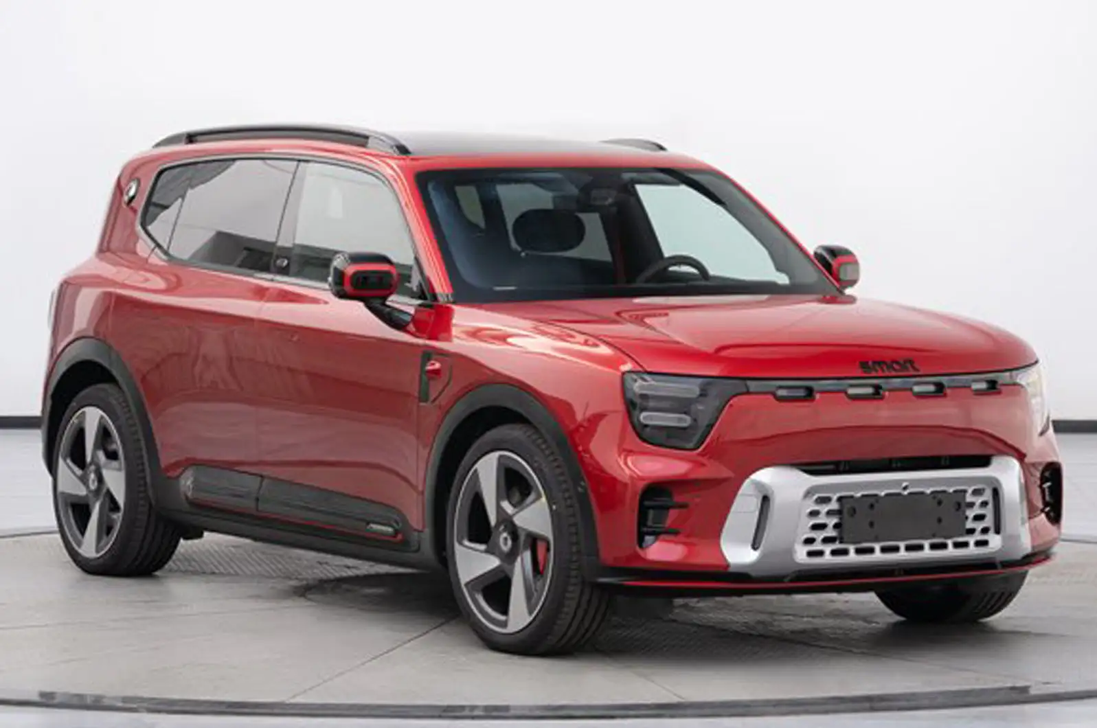 smart_5_in_red_-_front_three_quarters